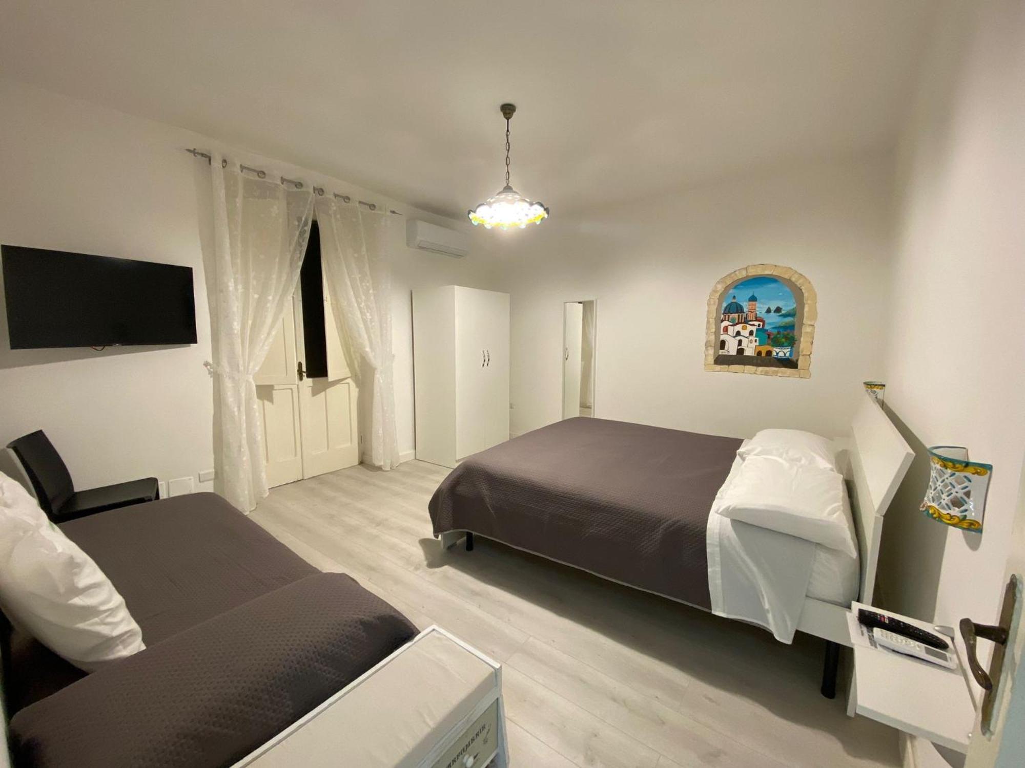 B&B Due Su Due Holiday Vietri Esterno foto